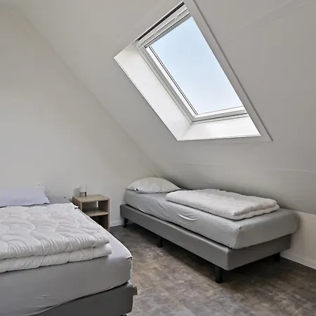 Mastlo 2x 10 Persons Large Garden, 1500 Meters To The Dunes And With 2 Jacuzzi's - Not For Companies