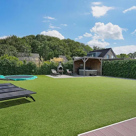 Mastlo 2x 10 Persons Large Garden, 1500 Meters To The Dunes And With 2 Jacuzzi's - Not For Companies Willa