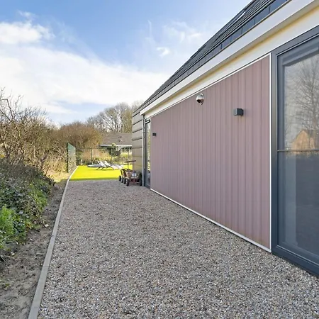 빌라 Mastlo 2x 10 Persons Large Garden, 1500 Meters To The Dunes And With 2 Jacuzzi's - Not For Companies