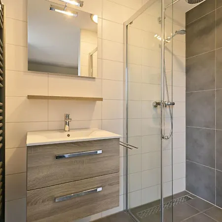 Villa Mastlo 2x 10 Persons Large Garden, 1500 Meters To The Dunes And With 2 Jacuzzi's - Not For Companies *