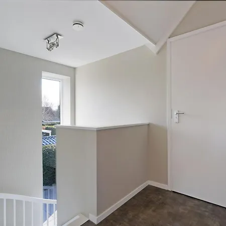 Mastlo 2x 10 Persons Large Garden, 1500 Meters To The Dunes And With 2 Jacuzzi's - Not For Companies Ouddorp