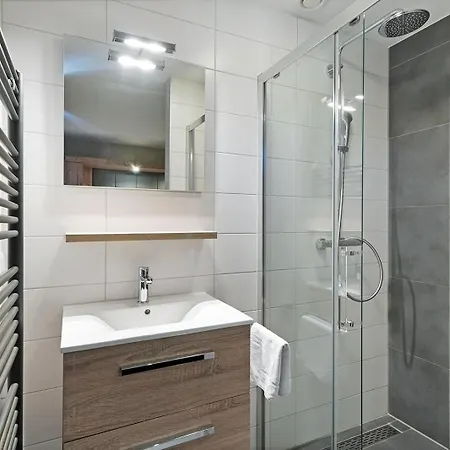 Mastlo 2x 10 Persons Large Garden, 1500 Meters To The Dunes And With 2 Jacuzzi's - Not For Companies וילה אאודורפ
