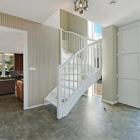 Mastlo 2x 10 Persons Large Garden, 1500 Meters To The Dunes And With 2 Jacuzzi's - Not For Companies Ouddorp