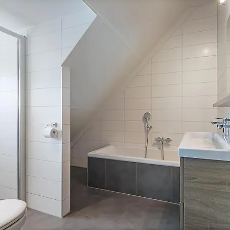 Mastlo 2x 10 Persons Large Garden, 1500 Meters To The Dunes And With 2 Jacuzzi's - Not For Companies