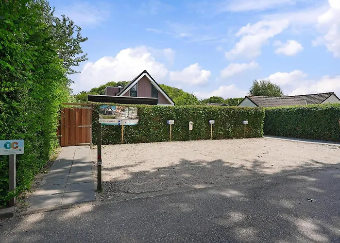 Mastlo 2x 10 Persons Large Garden, 1500 Meters To The Dunes And With 2 Jacuzzi's - Not For Companies Ouddorp