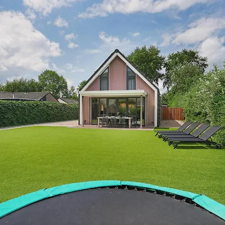 Vila Mastlo 2x 10 Persons Large Garden, 1500 Meters To The Dunes And With 2 Jacuzzi's - Not For Companies *