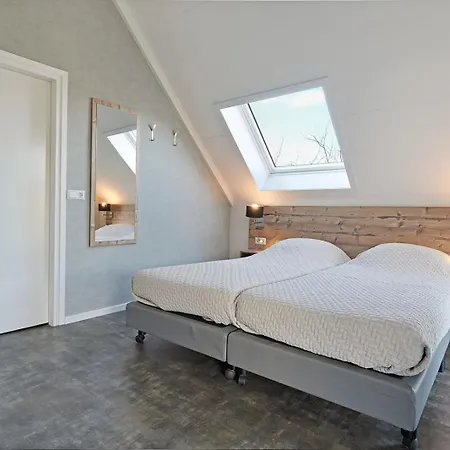 Oude Nieuwelandseweg 33a - - Ijsvogel Villa Ouddorp