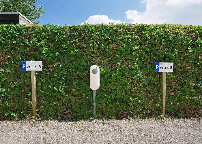 Mastlo 2x 10 Persons Large Garden, 1500 Meters To The Dunes And With 2 Jacuzzi's - Not For Companies Villa