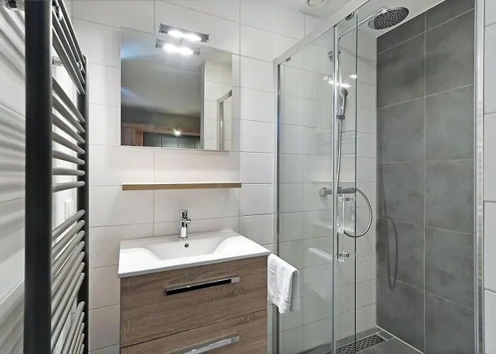 Mastlo 2x 10 Persons Large Garden, 1500 Meters To The Dunes And With 2 Jacuzzi's - Not For Companies Villa Ouddorp